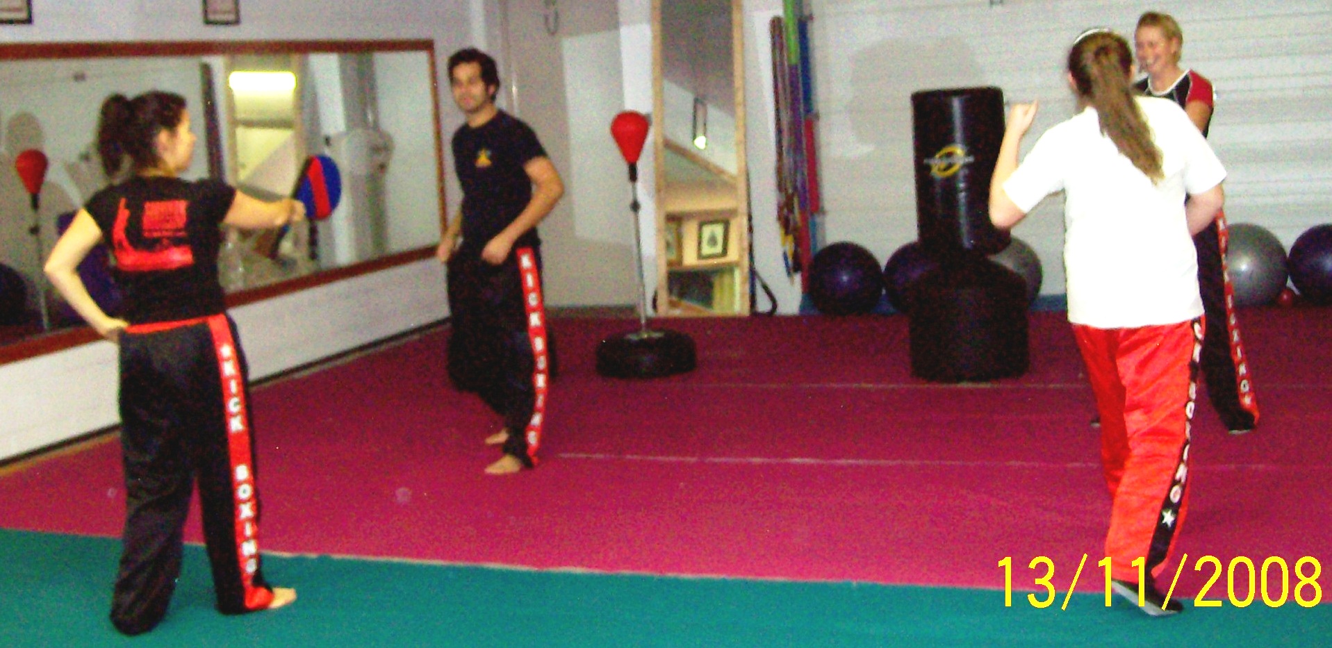 Kickboxing_class_013.jpg